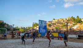 Depósito de lixo no Vale do Reginaldo é eliminado e espaço  transforma-se em uma quadra de futevôlei