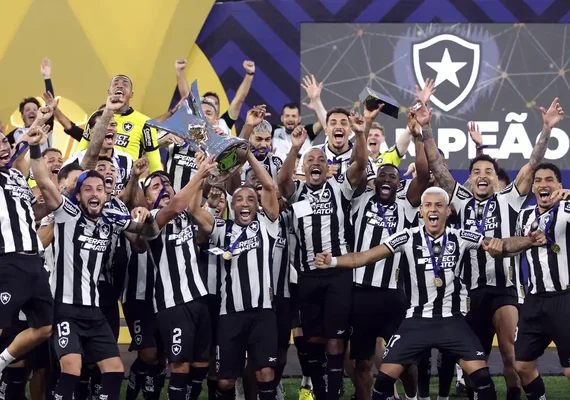 Botafogo derrota o São Paulo e conquista Brasileirão de 2024