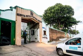 Trabalhadores da saúde protestam contra acordo do governo com a Braskem sobre o Hospital Portugal Ramalho