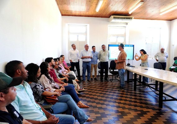 Secretaria de Agricultura recepciona novos bolsistas da Emater Alagoas