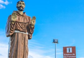 Atrativos e tradições religiosas atraem turistas a cidades nordestinas