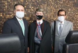 Governador deseja sorte a novo chefe do Judiciário; Renan também enfatizou que harmonia entre poderes é necessária