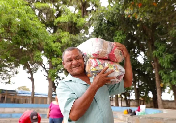 Natal Barriga Cheia distribui 7 mil cestas básicas e atende famílias em vulnerabilidade em Pilar