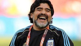 Diego Maradona morre após parada cardiorrespiratória