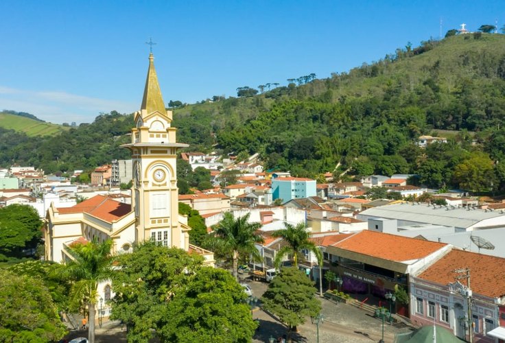 Encenação de Cristo com Henri Castelli, evento corpo fechado e programação especial, motivos não faltam para o feriado da Páscoa em Socorro (SP)
