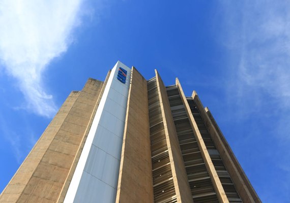 Gerentes da Caixa são destituídos após barrar operação de R$ 500 milhões com Banco Master