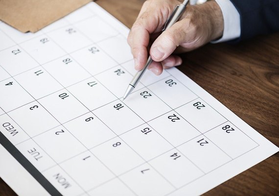 Setor público terá 5 “feriados” a mais do iniciativa privada em AL este ano; veja vídeo