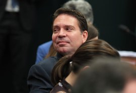 Mulher de Ramagem confirma que deputado federal condenado por golpe fugiu para os EUA