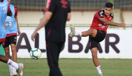 Athletico-PR faz último treino com equipe reserva antes de encarar o CSA