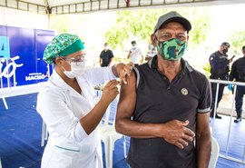 Prefeitura segue vacinação de 2ª doses de Coronavac e Astrazeneca nesta sexta (23)