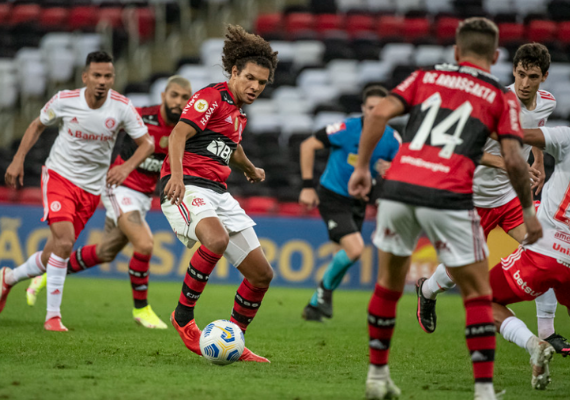 Flamengo leva goleada do Internacional em partida desse domingo (08)