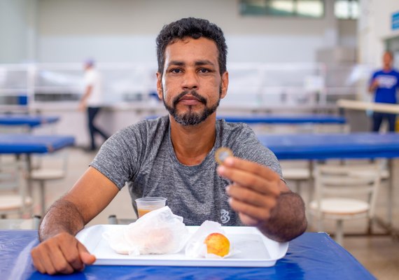 Programa Desjejum Social: Restaurante Popular serviu mais de seis mil refeições em um mês
