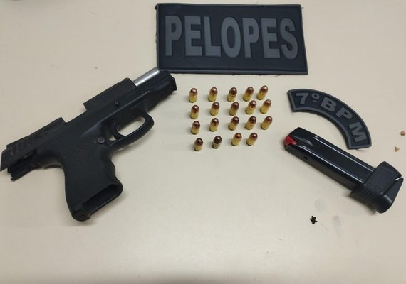 Polícia Militar apreende pistolas e prende dois homens em ações no interior de Alagoas