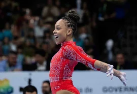 Lorrane Oliveira estreia combinação inédita e amplia legado na ginástica artística