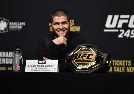 Lutador Khabib Nurmagomedov é a celebridade mais bem sucedida da Rússia