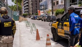 Fiscalização em Maceió retira quase 800 objetos usados para bloquear vagas