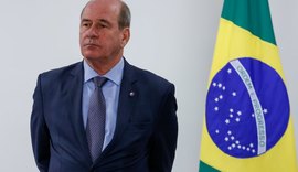 Ministro quer modernização das Forças Armadas
