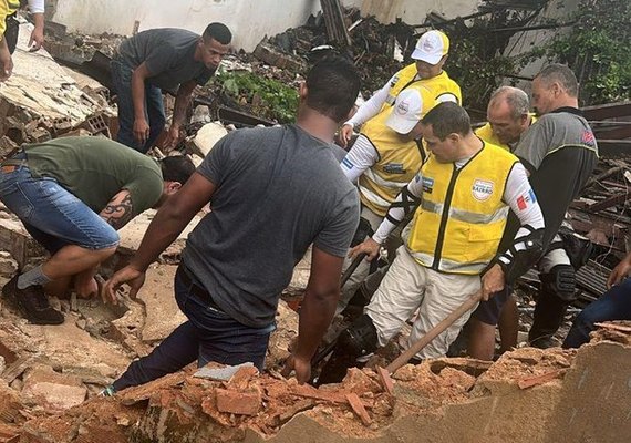 Homem morre após desabamento de galpão no Jaraguá