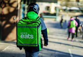 Cerest orienta entregadores, taxistas e motoristas de aplicativos