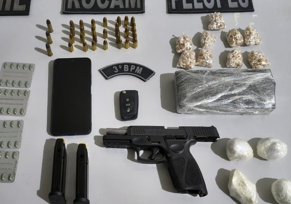 Homem é detido armado, com crack e cocaína em Arapiraca