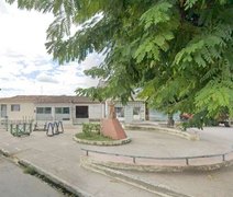 Homem baleado em atentado em praça em Pilar é internado em estado grave