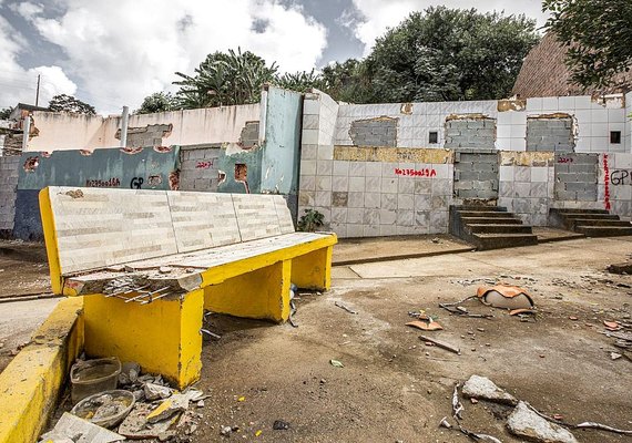 Finados Bairros: Projeto Ruptura faz intervenção na praia da Pajuçara nesta terça (02)
