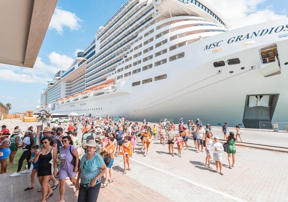 Destino Alagoas recebe aproximadamente 200 mil visitantes na temporada de cruzeiros 24/25, a maior da história