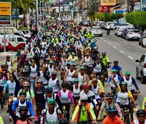 Passeio Ciclístico do IMA reúne cerca de 1.700 participantes na orla de Maceió