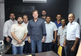 Programa do Leite: CPLA recebe apoio de Marx Beltrão para ajudar na liberação de recursos
