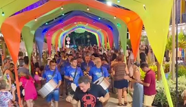 Carnaval aquece economia em Alagoas e turistas devem ficar até domingo