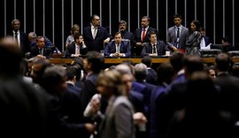 Nova votação da reforma da Previdência deve começar hoje