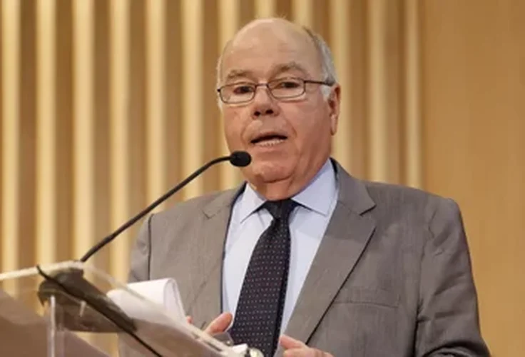 Brasil contesta tarifa dos EUA e alerta para prejuízo às próprias empresas