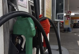 Petrobras: analistas esperam novas quedas após redução do preço da gasolina