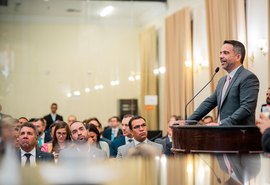 Atuação do Estado na construção da harmonia entre os poderes é reconhecida em solenidade na Assembleia Legislativa