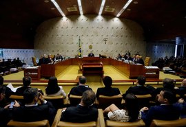Senadores pressionam para limitar mandato no STF