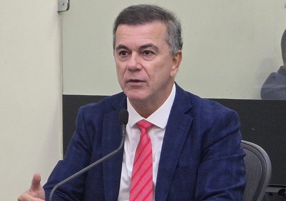 Sob nova direção: Medeiros derrota Paulão e assume comando do PT de AL