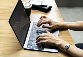 Pitágoras oferta mais de 120 cursos de extensão gratuitos e EAD