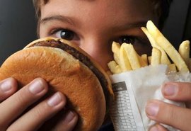 Tamanho exagerado de porções em restaurantes contribui para obesidade