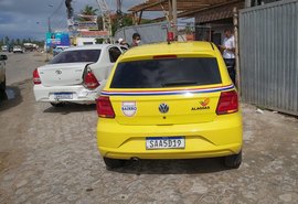 Veículo do Ronda no Bairro se envolve em engavetamento