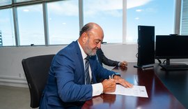 TRE-AL empossa juiz para compor Corte Eleitoral