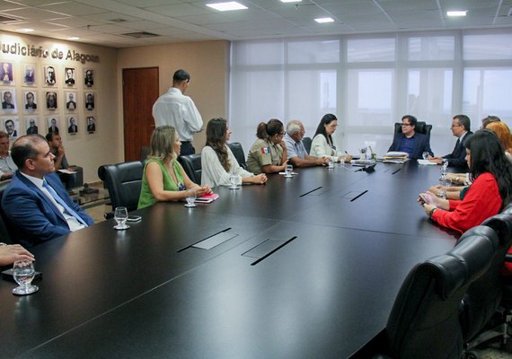 TJ e AMA discutem implantação da Patrulha Maria da Penha no interior
