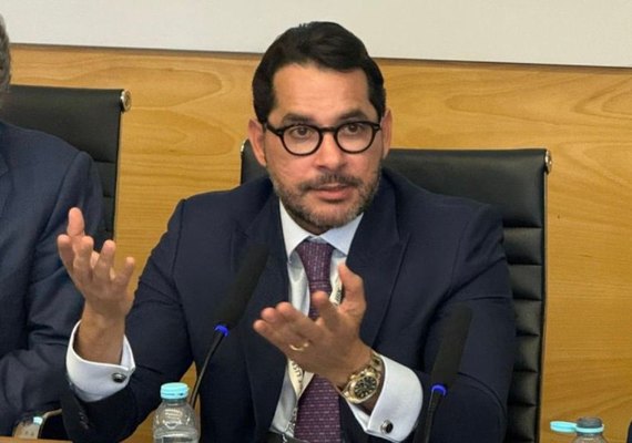 CNJ e PF cumprem mandados em gabinete de desembargador do TRF-1