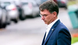 Flávio Bolsonaro chama Zema de 'precipitado' em crítica sobre postura do político