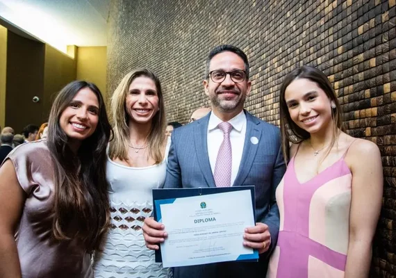 Paulo sendo Paulo: sem surpresas, governador mantém compromissos ao ser diplomado