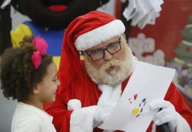 Saiba como adotar uma cartinha do Papai Noel dos Correios em 2024