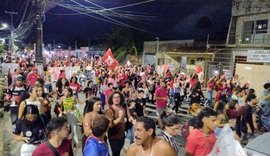 Estudantes vão às ruas de Maceió em ato de apoio a Lula