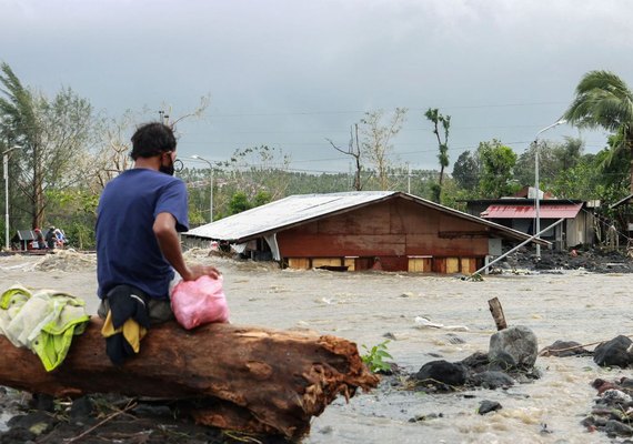 Proximidade de tufão faz Filipinas retirarem 1 milhão de suas casas