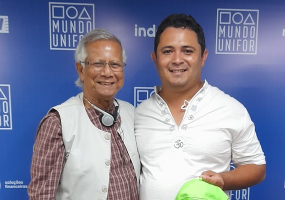 Vencedor do premio Nobel da Paz Muhammad Yunus encontra Adriano Ferreira e elogia o Diregente Nacional do MTC pela criação do Banco FUNPET