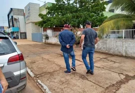 Polícia prende homem suspeito de torturar a esposa por quase 20 anos