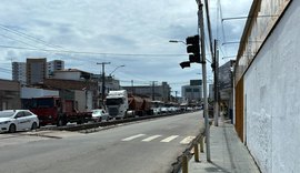 Interdição na Avenida da Paz provoca congestionamento em Maceió
